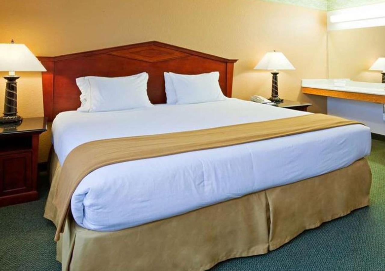 Norwood Inn & Suites Eagan St Paul & Mall Of America Kültér fotó